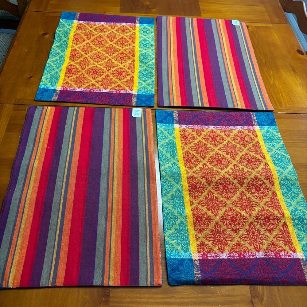 Pier 1 Imports Geometric Striped Pattern Cotton Placemats Set of 4
